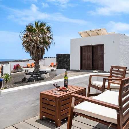 Playa Marina Eco Bungalow Arrieta Аррьета Экстерьер фото